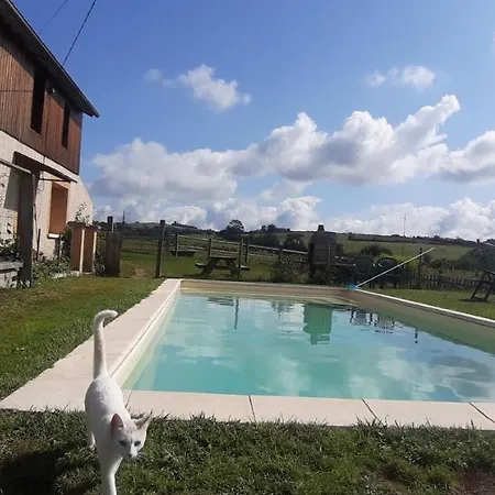 La Ferme Du Bouton D'or Nocleg ze śniadaniem Vendranges